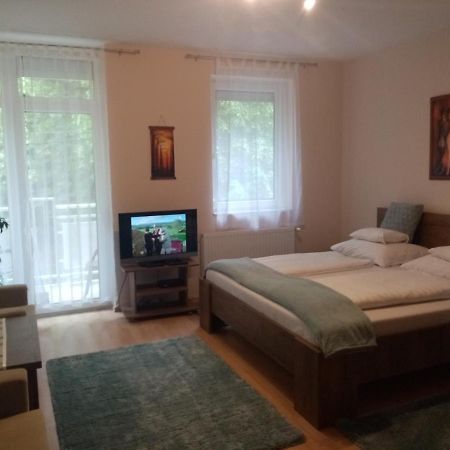 Hévíz Lake Apartman Esterno foto