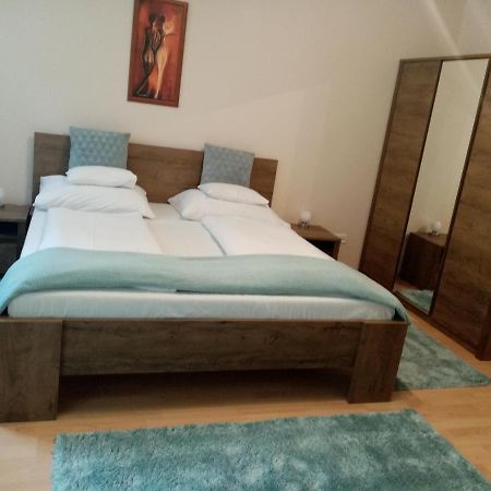 Hévíz Lake Apartman Esterno foto